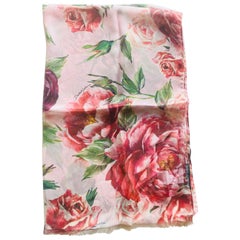 Dolce & Gabbana Peony Rose
printed luxury lightweight silk twill
scarf