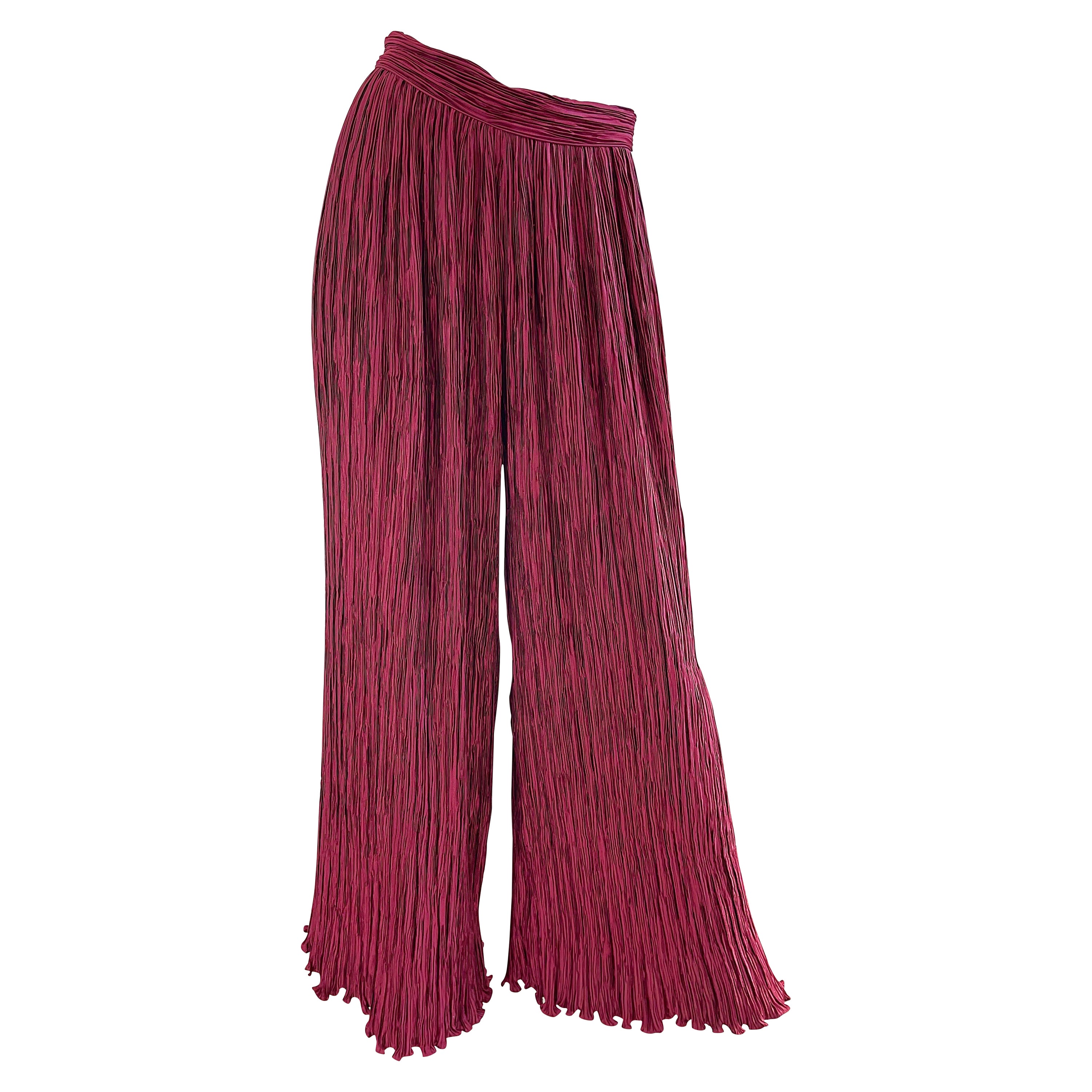 Mary McFadden Couture 1990s Burgundy Size 4 Pleated Wide Leg Palazzo 90s Pants  For Sale