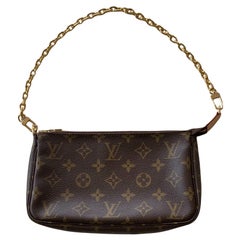 Used Louis Vuitton Monogram Pochette Accessoires Bag