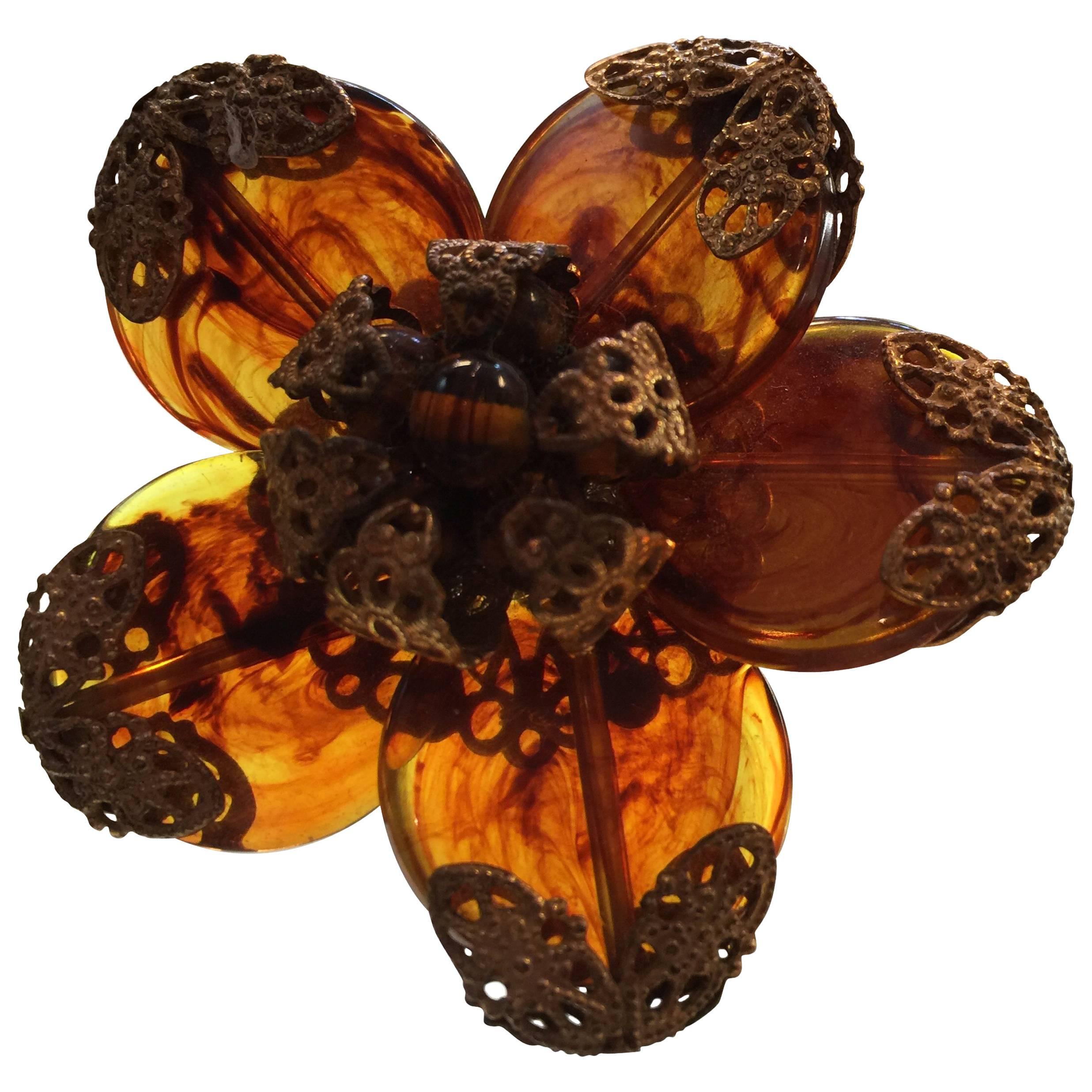 1960s MIRIAM HASKELL Mottled Amber Glass Disc Brooch Pin with Goldtone Filigr