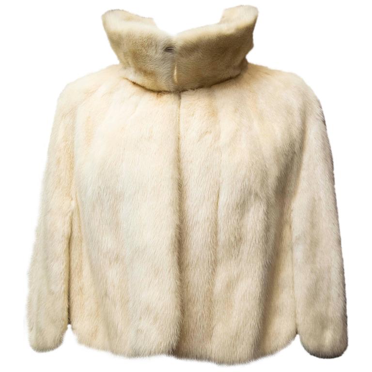 Neiman Marcus Cream Mink Fur Capelet For Sale at 1stdibs