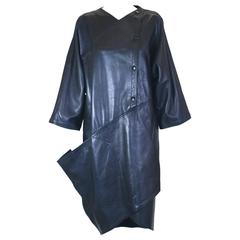 Anne Marie Beretta Skulpturales Lederkleid