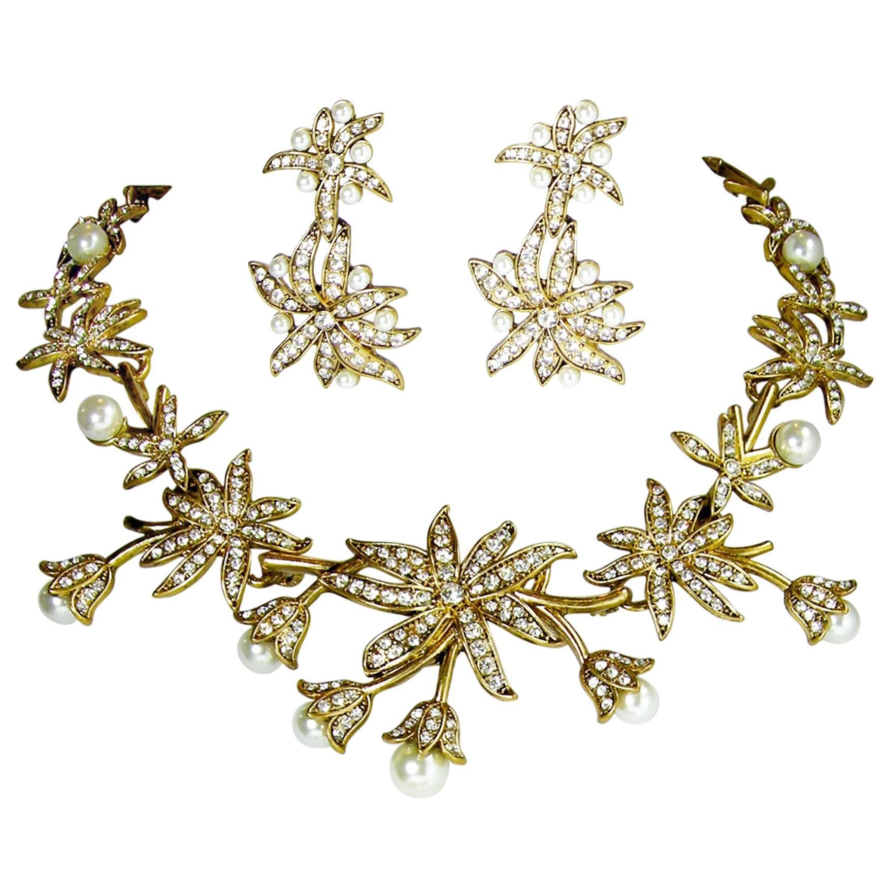 Oscar de la Renta Pearl Flower Necklace Set
