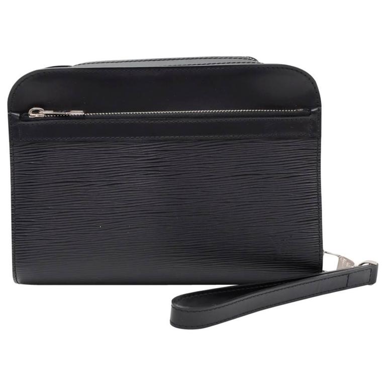 Louis Vuitton Hoche Black Epi Leather Wristlet Clutch Men Bag at 1stDibs | clutch  lv men, louis vuitton wristlet clutch