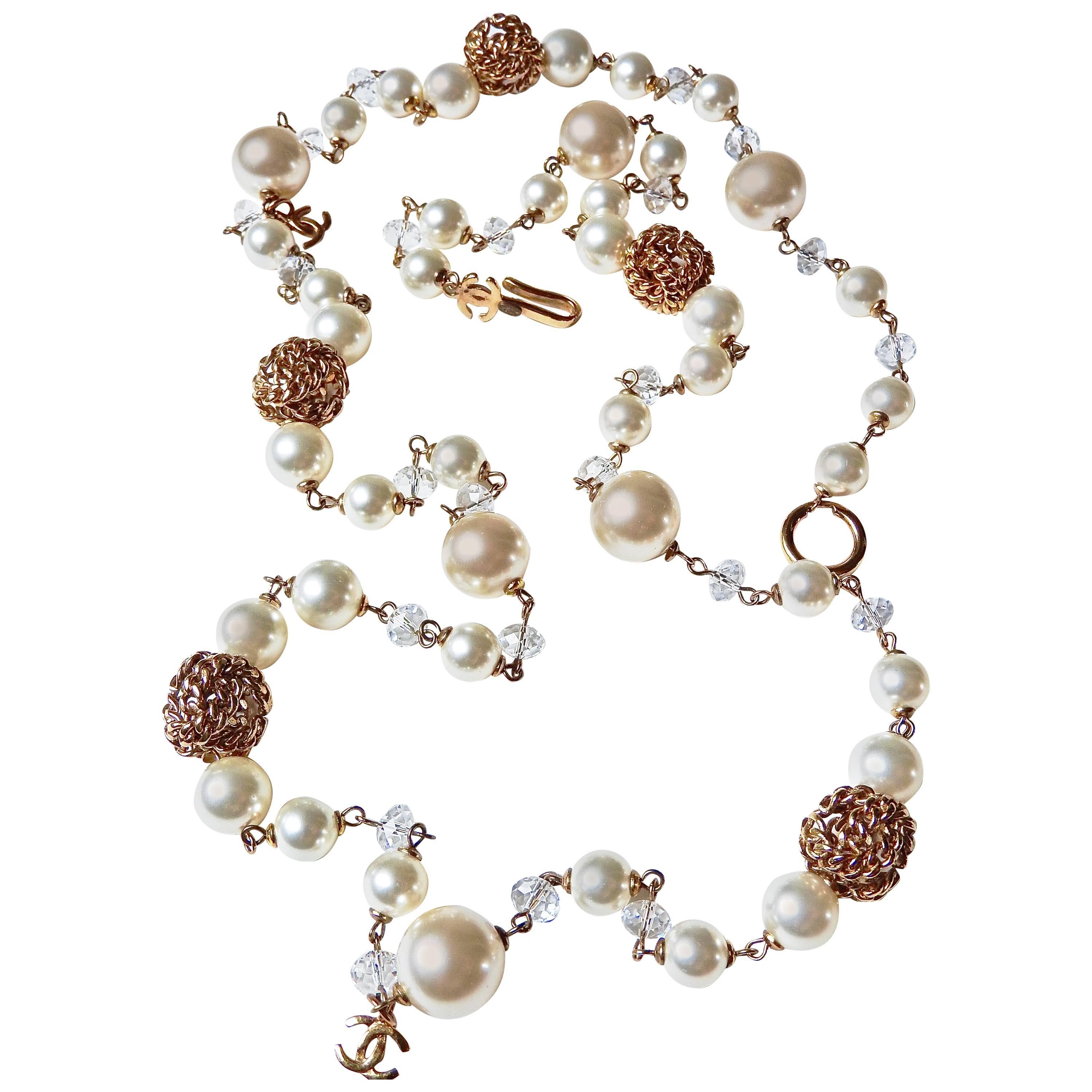 Chanel ✿*ﾟ Luscious LARGE CREAMY Glass Pearls Gold Nugget Crystals Necklace For Sale