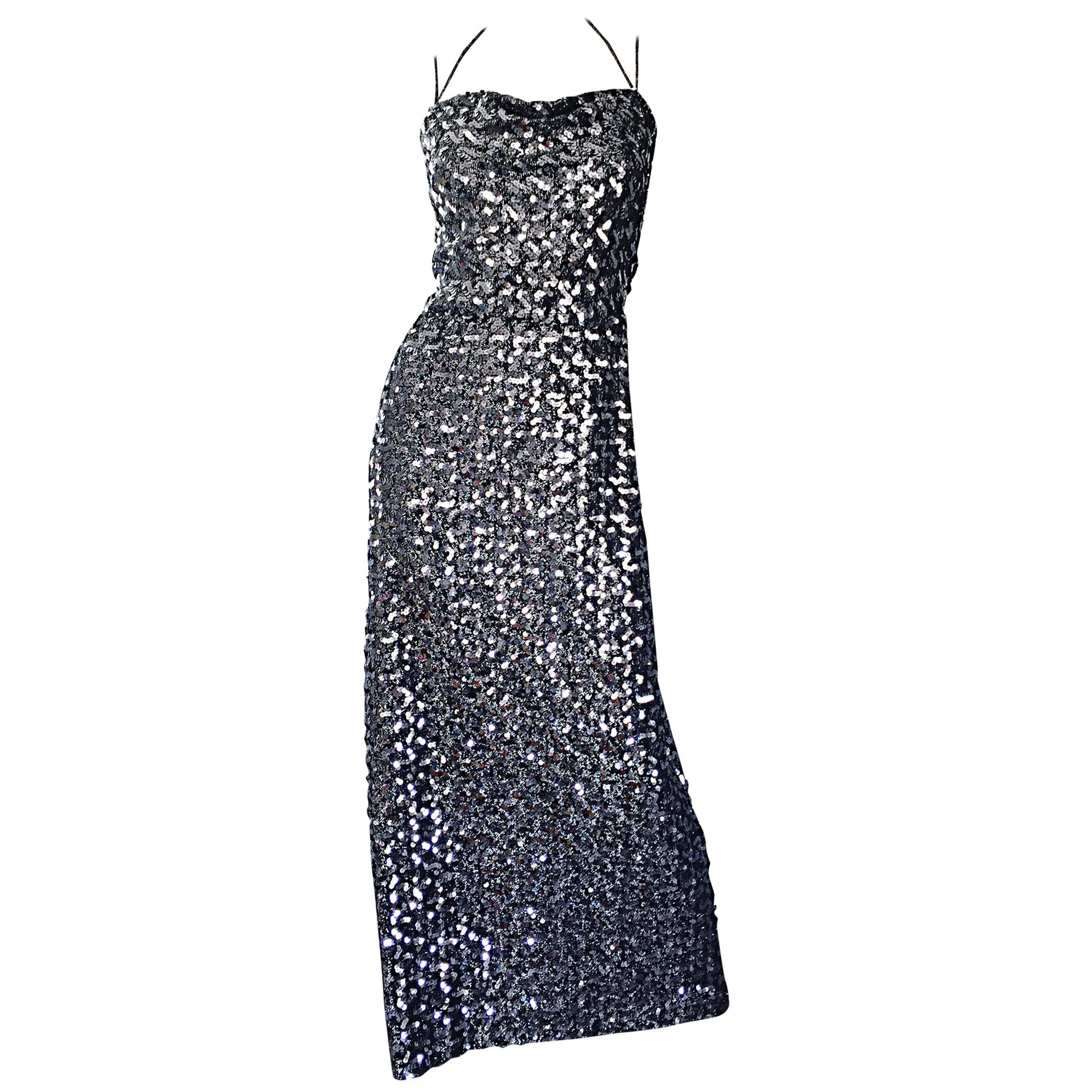 Norman Berg for Buckner - Magnifique robe dos nu vintage en maille à paillettes argentées des années 1970 en vente