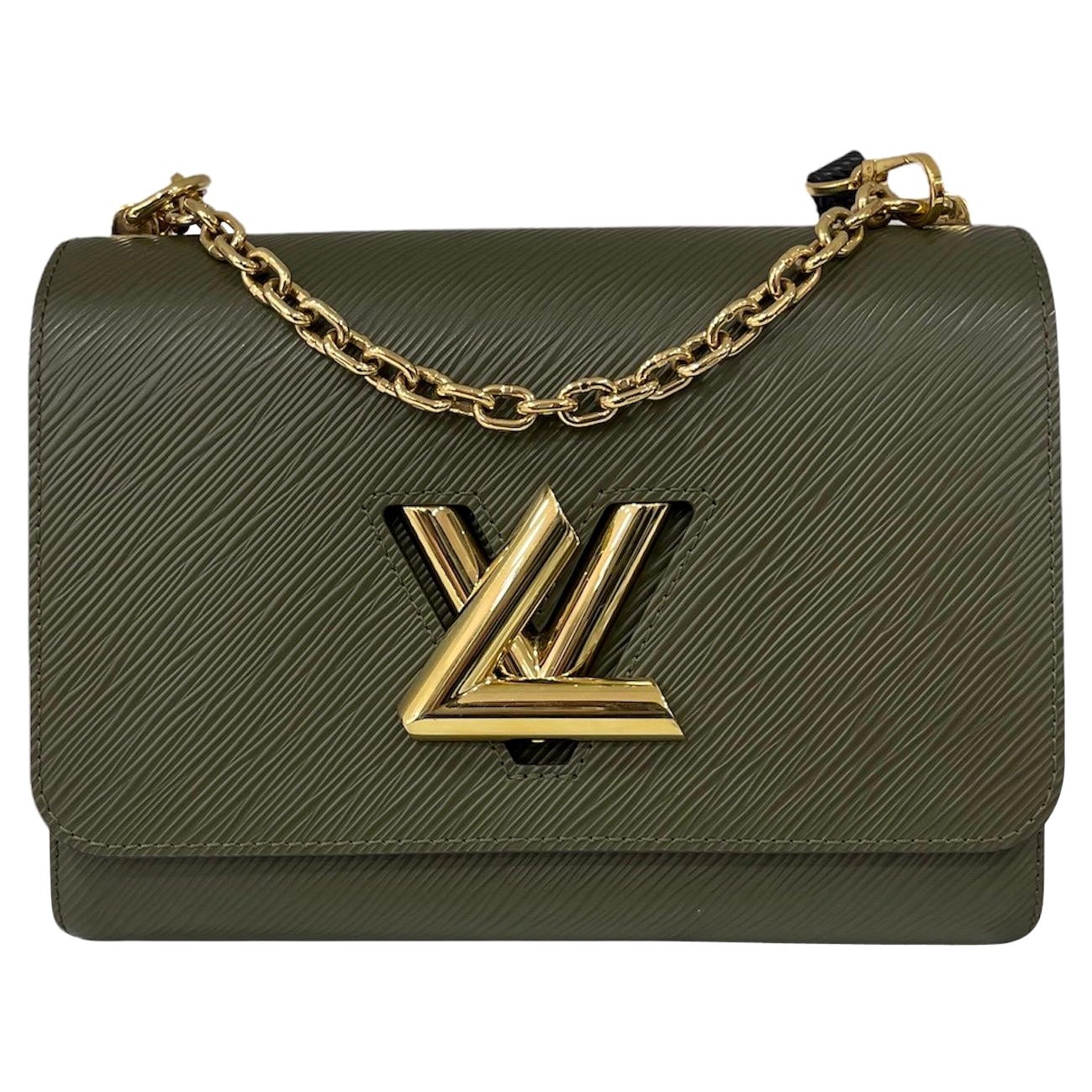 NEW Limited Edition Louis Vuitton Twist MM shoulder bag in green épi  leather at 1stDibs