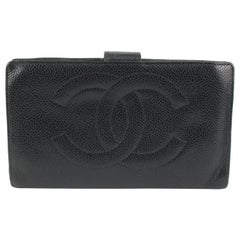 Chanel - Portefeuille long à rabat en cuir caviar noir avec logo CC 1213c18
