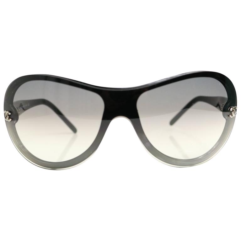 Chanel 5506 Sunglasses (Black/Grey - Square - Women)