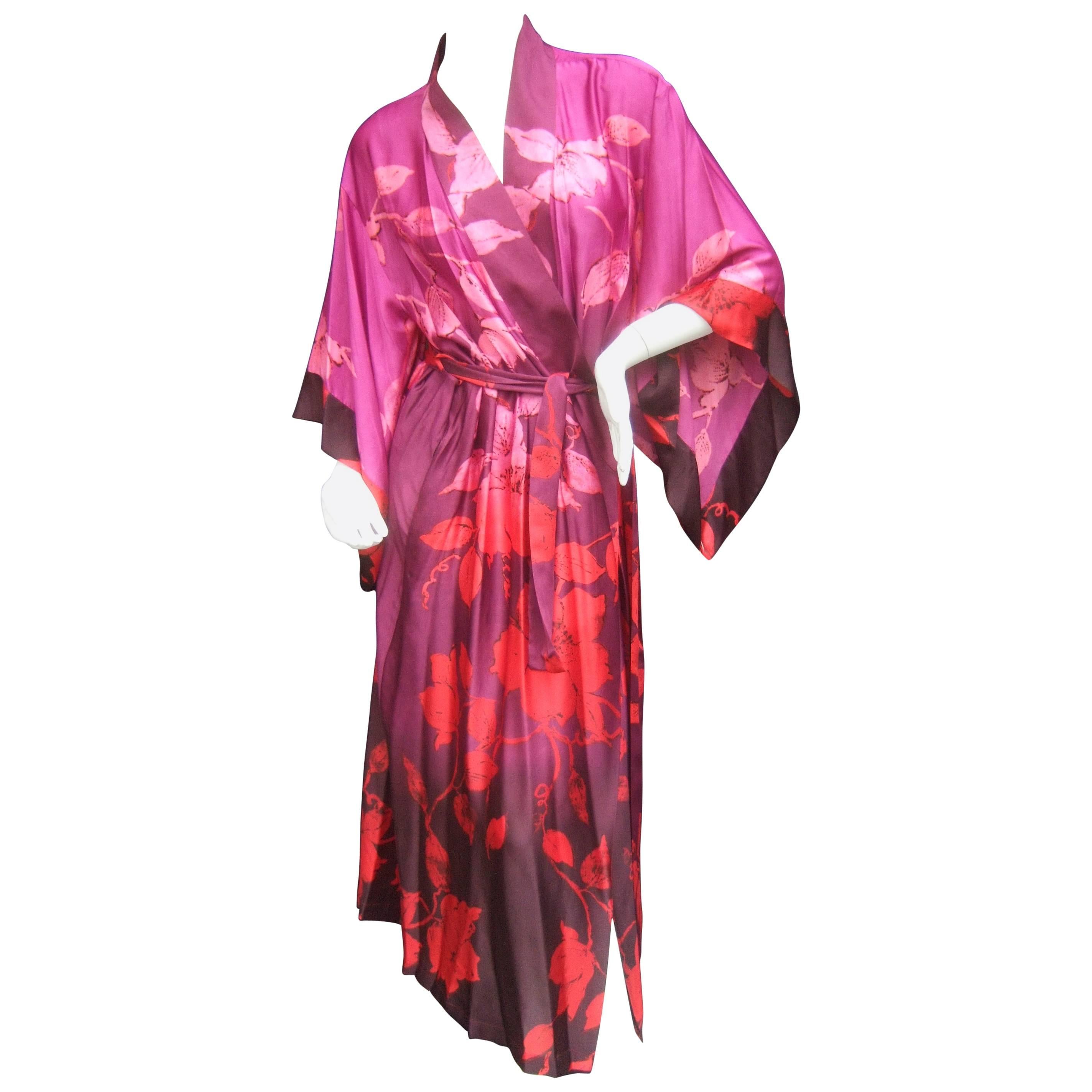 Natori Luxurious Floral Print Robe New With Tags 