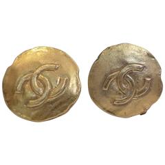 1970s Chanel Gold tone Flat Clip Earrings never Used