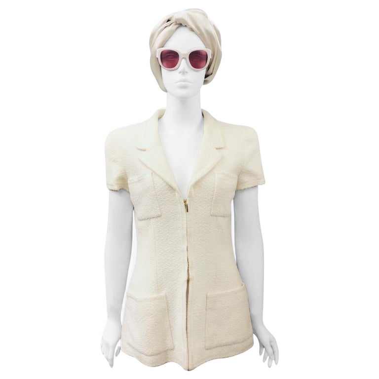 Chanel 1995 White Tweed Short Sleeves Jacket For Sale