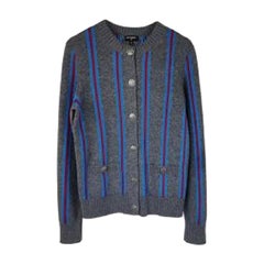 Gestreifte Kaschmirstrickjacke in Grau, Rot & Blau
