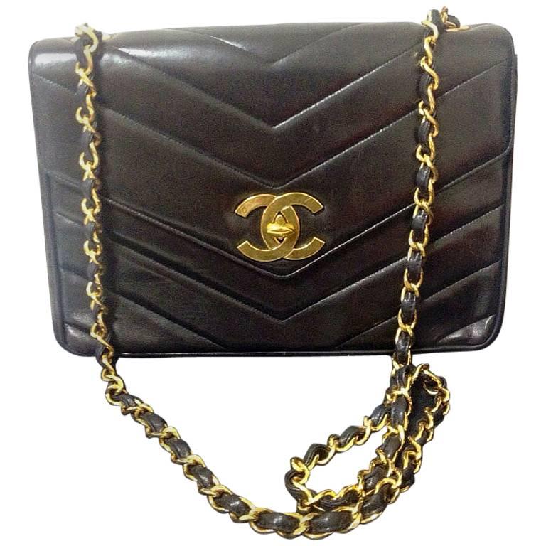 Vintage CHANEL 2.55 black lambskin large, jumbo size shoulder bag, chevron style