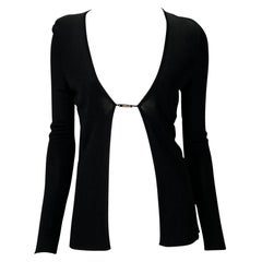 S/S 1997 Gucci by Tom Ford Cardigan noir en viscose extensible avec logo doré