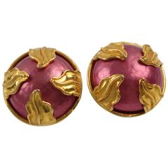 Dominique Aurientis Paris vintage Clip On Earrings Gilt metal Pink Pearl 10