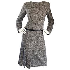 Oscar de la Renta 1990s Size 10 Black and White Tweed Long Sleeve Belted Dress