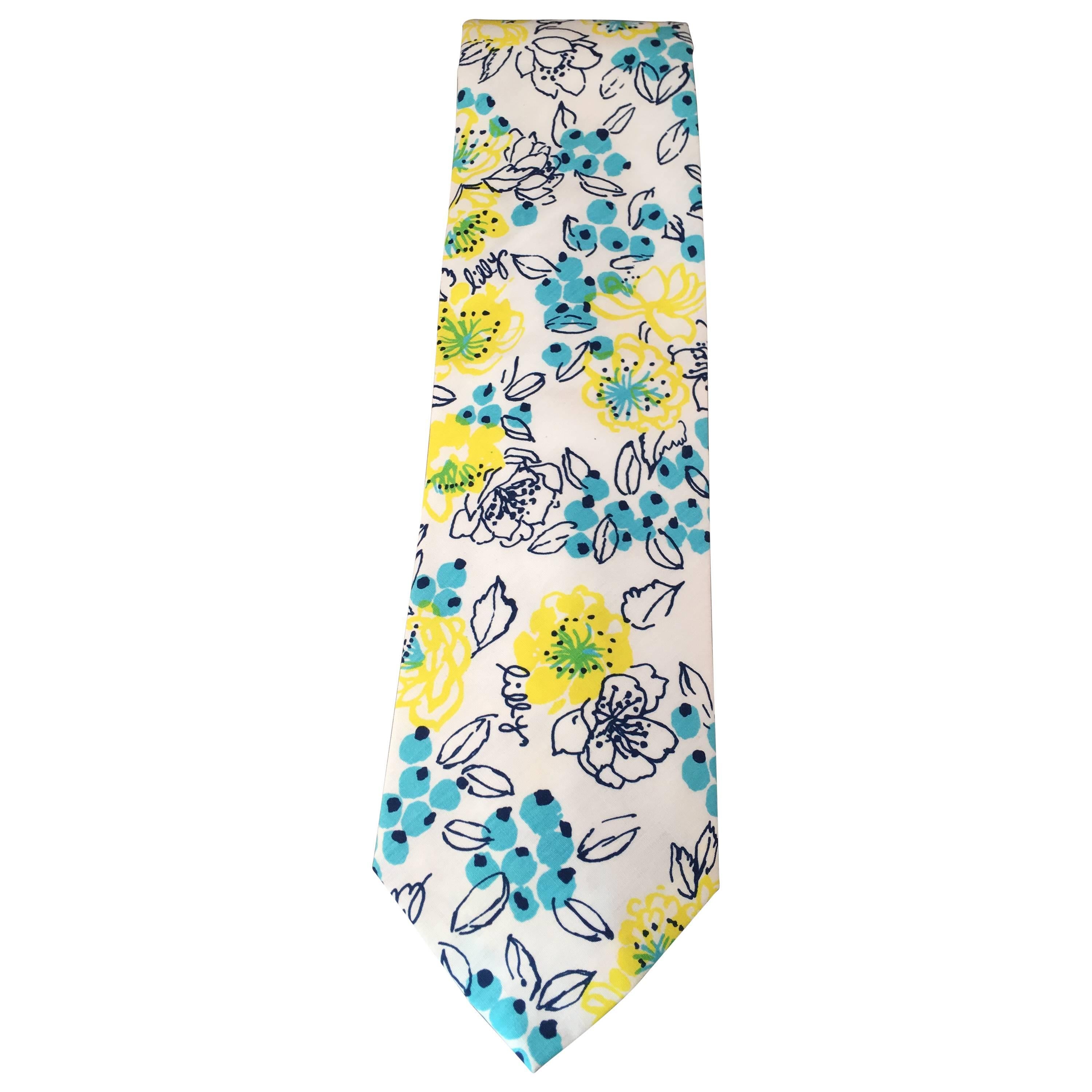 Lilly Pulitzer 'Mens Stuff' Tie 1970s White, Yellow and Blue Printed Floral  For Sale