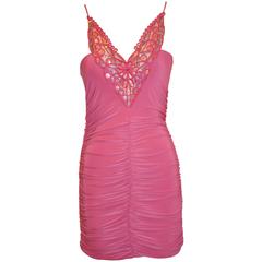 Moschino - Robe moulante moulante à sequins fuchsia et douce