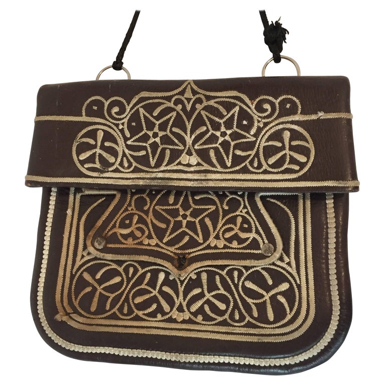 Shop Louis Vuitton Phone pouch (M57089) by design◇base