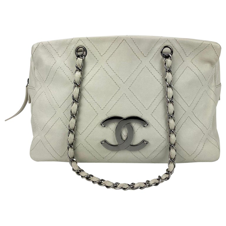 Chanel Large Diamond Stitch Tote in White at 1stDibs