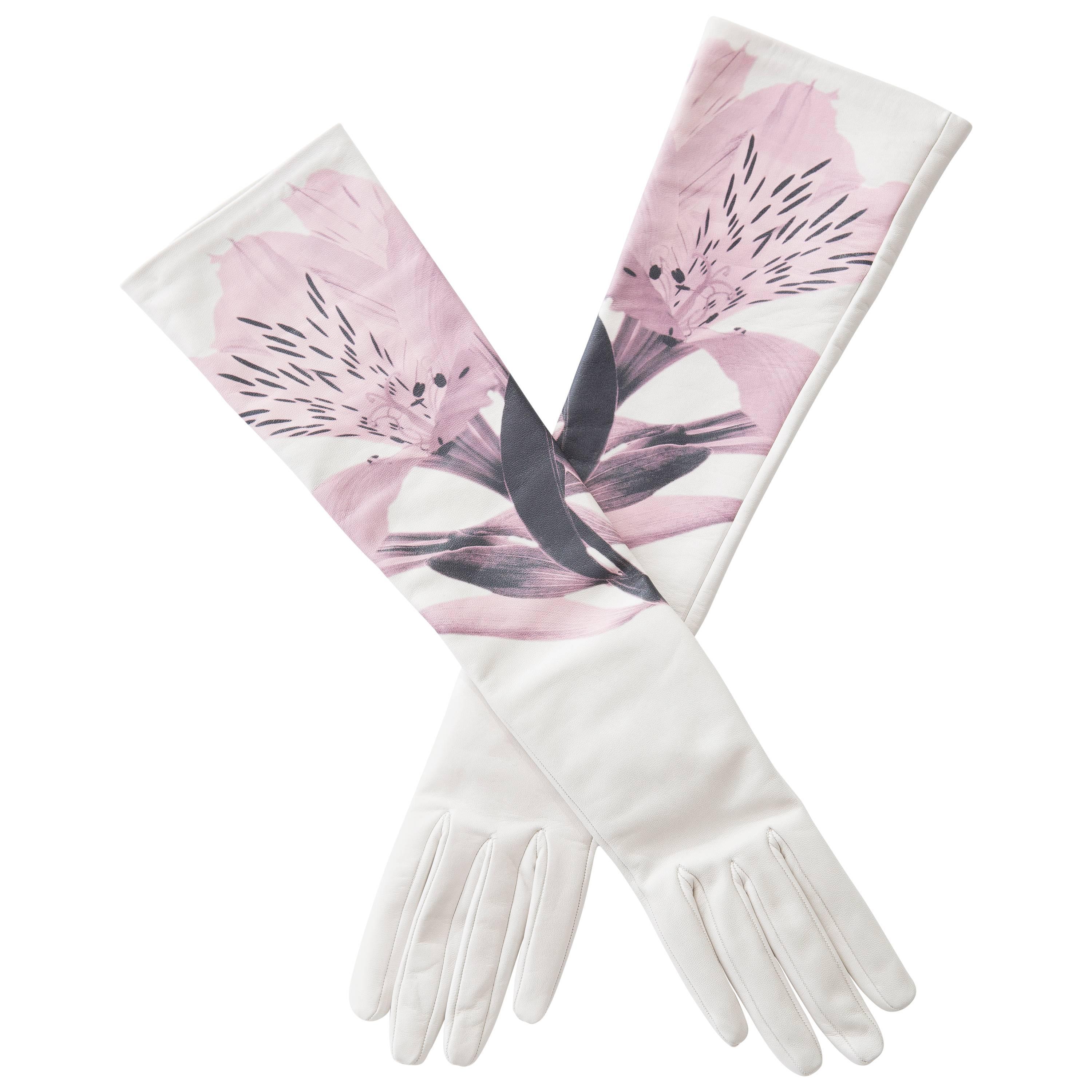  Raf Simons Christian Dior Ivory Printed Leather Gloves, Pre - Fall 2014