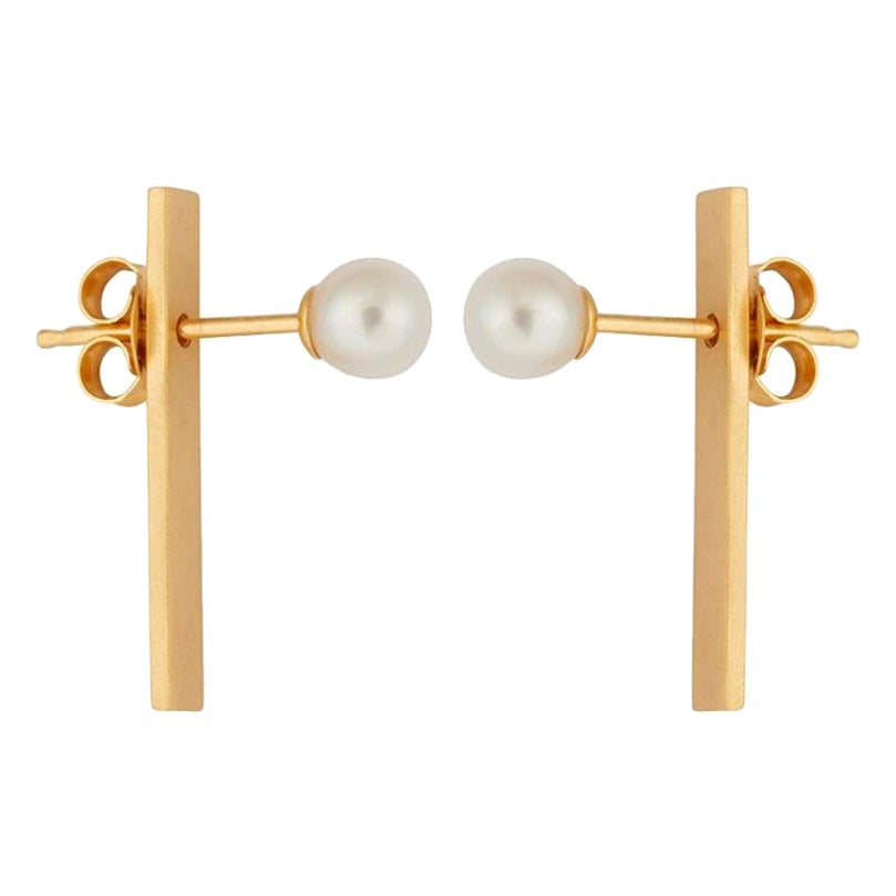 Sterling Silver Gold-Plated Short Bar Pearl Earrings For Sale