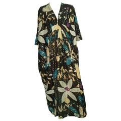 1970s Floral With Gold Thread Caftan. 1970s Floral With Gold Thread Caftan.