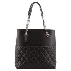 Chanel Urban Delight Kette Tote Gestepptes Lammfell Außenmaterial: