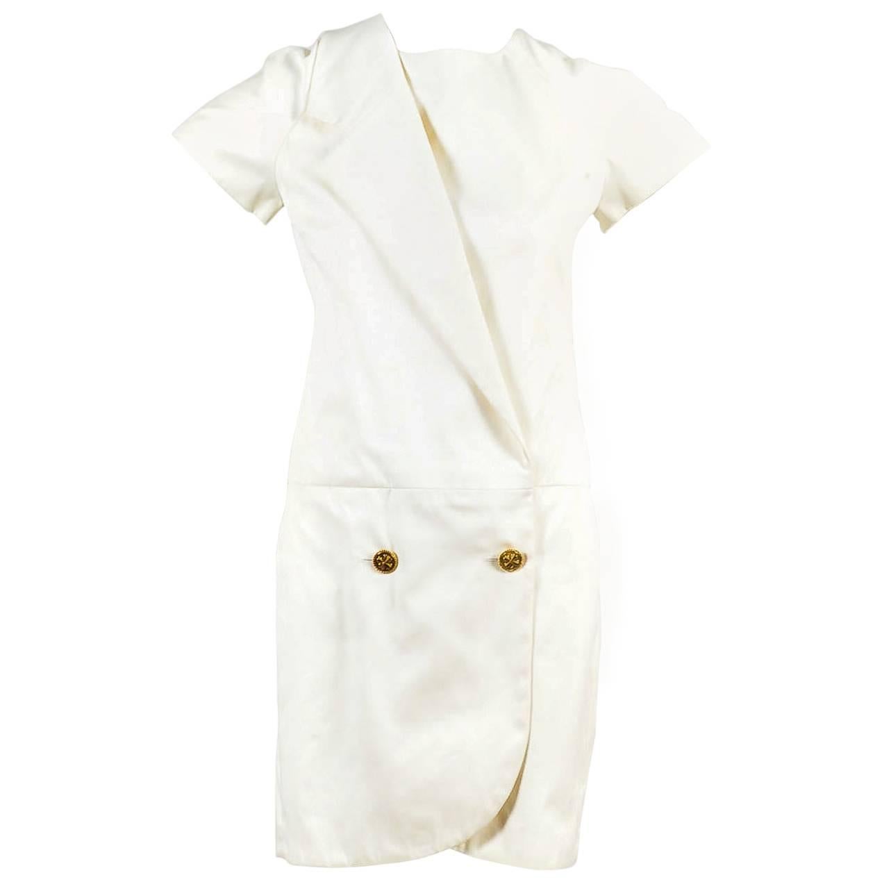Vintage Chanel Cream Cotton Clover Button Short Sleeve Wrap Dress SZ 34 For Sale