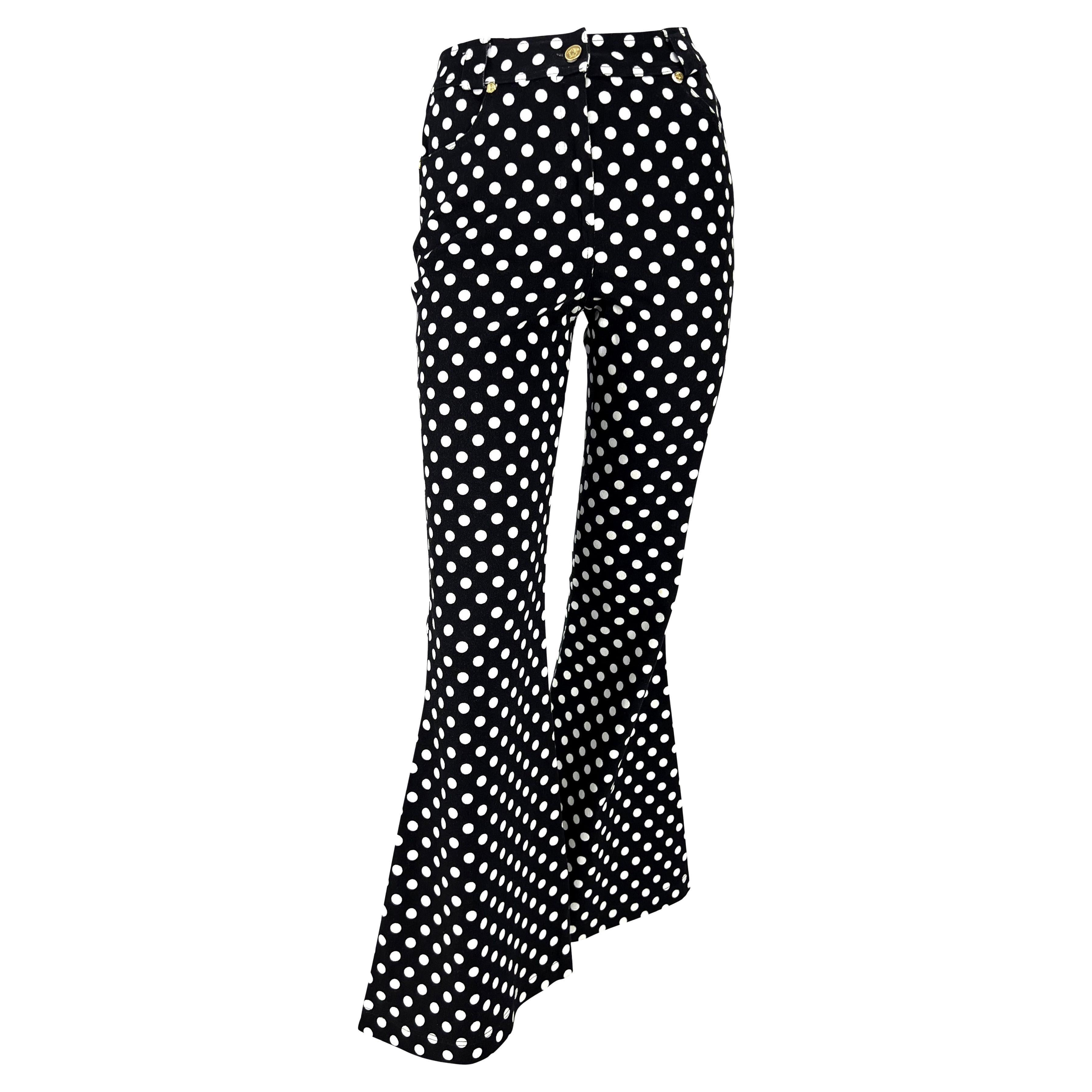 P/E 1993: Gianni Versace Couture - Jeans neri a pois con fondo a campana