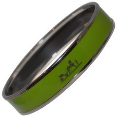 Hermes Paris Lime Green Enamel Bangle Bracelet Small