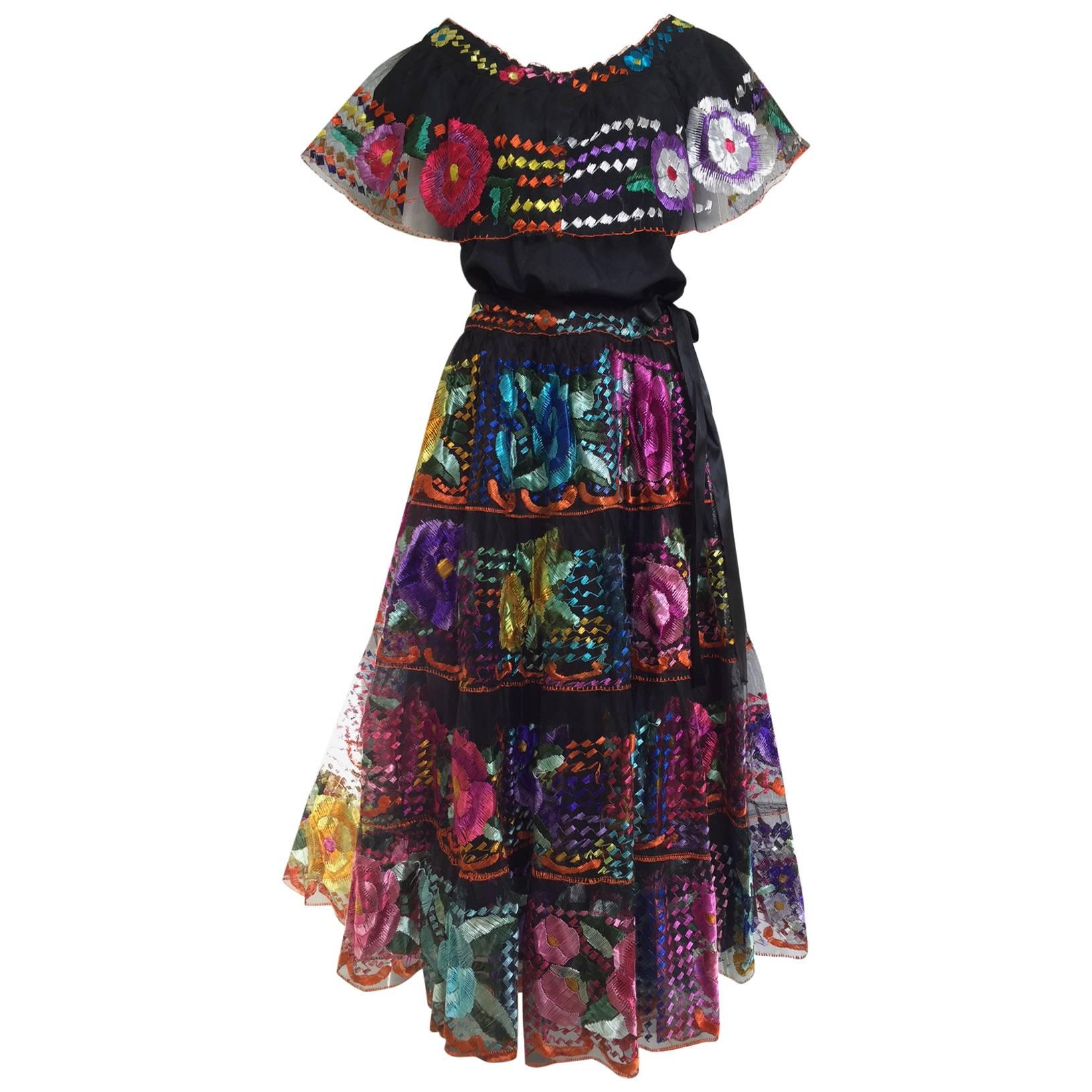 1970s mexican embroidered blouse and skirt set ensemble