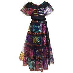 Vintage 1970s mexican embroidered blouse and skirt set ensemble