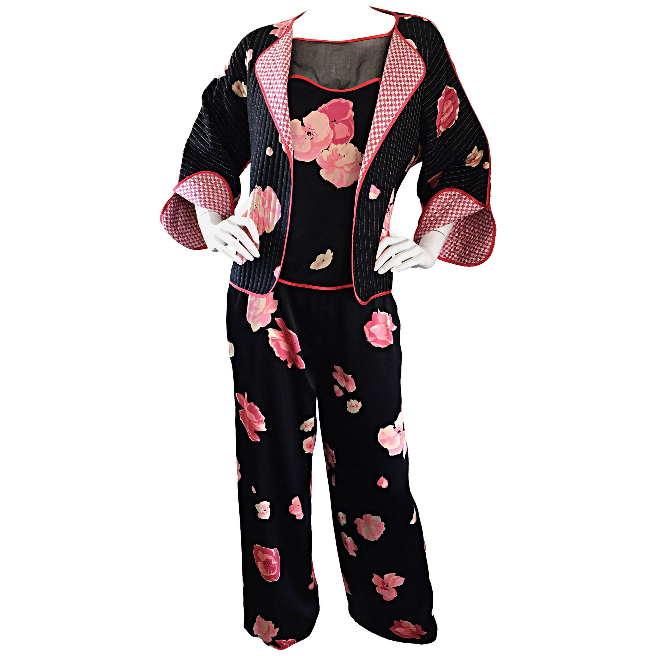 Wichtige Important Geoffrey Beene Vintage 3-teilige Jacke + Oberteil + Hose aus Seide im Pyjama-Stil im Angebot