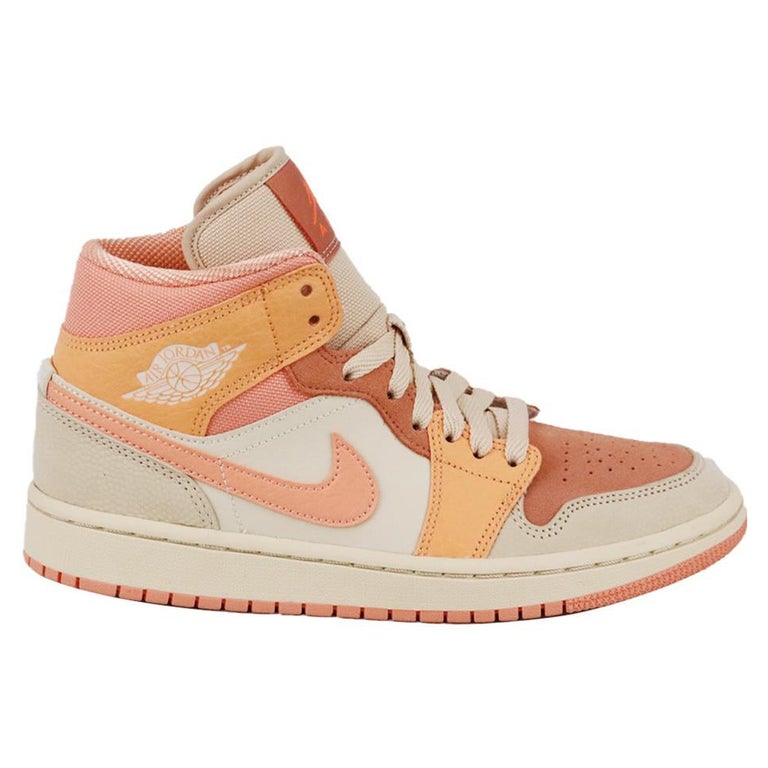 Nike Air Jordan 1 Leather And Suede High Top Sneakers EU 38.5 UK 5 US 7.5  For Sale at 1stDibs