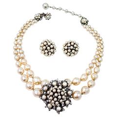 Vintage Signed Miriam Haskell Multi-Strand Necklace
Earrings Vintage Signed Miriam Haskell Multi-Strand Necklace
Earrings