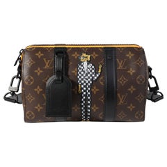 Louis Vuitton Monogram Canvas & Cowhide Leather Zoom With Friends  City Keepall