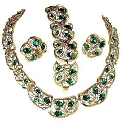 Vintage 1960s Trifari Green Necklace, Bracelet and Earrings Set