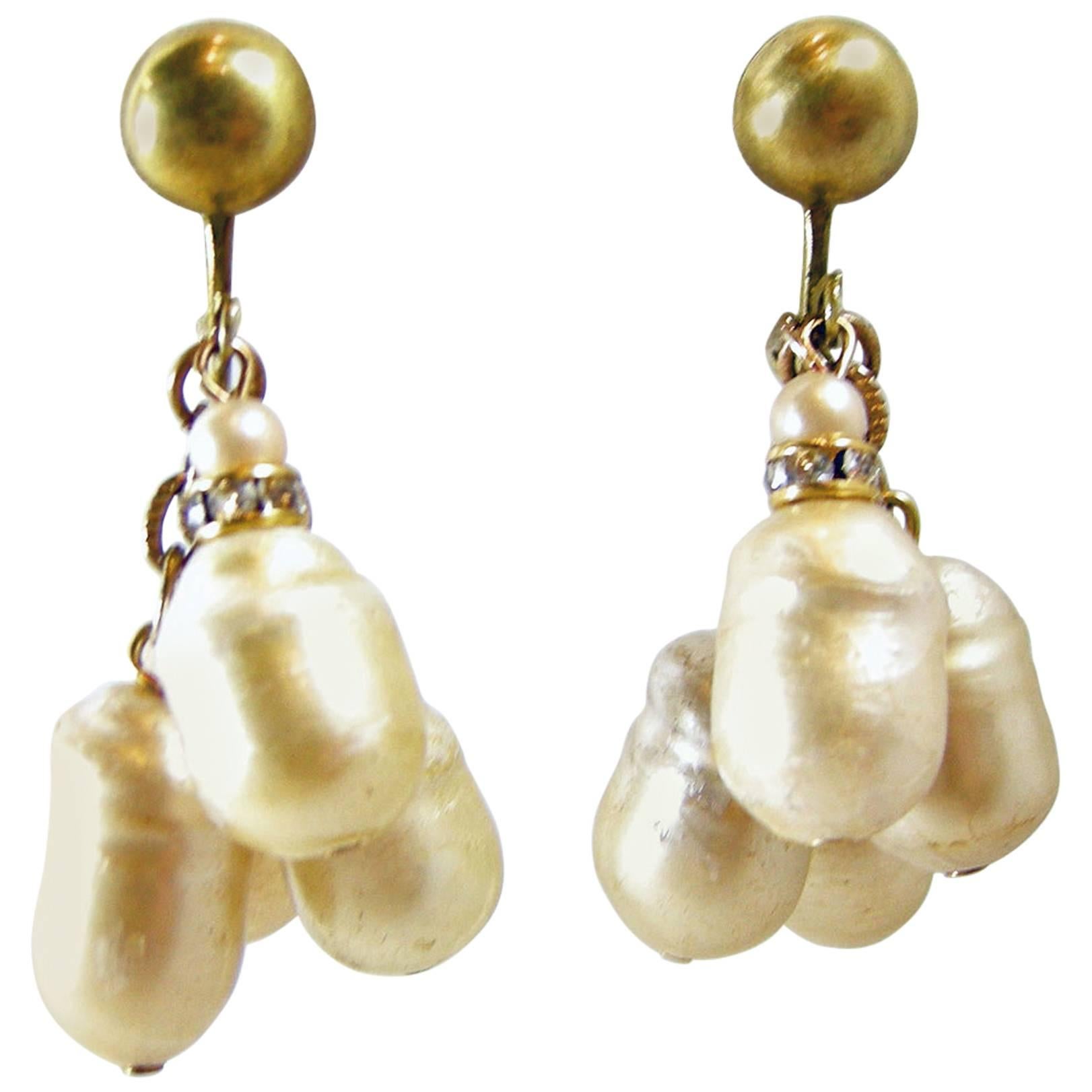 Vintage 1950s Signed Vogue Baroque Pearl Drop Clip Earrings