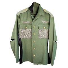 Designer Militärische Vintage Designerjacke aus Lurex in Grün mit Pailletten J Dauphin Klein