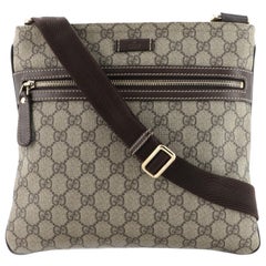 Gucci Borsa messenger con zip frontale piatta in tela GG Coates Media