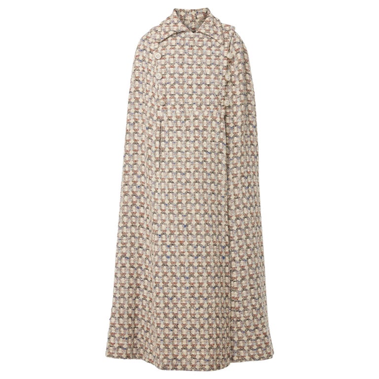 Great Unknown brown tweed cape, circa 1968 For Sale at 1stDibs