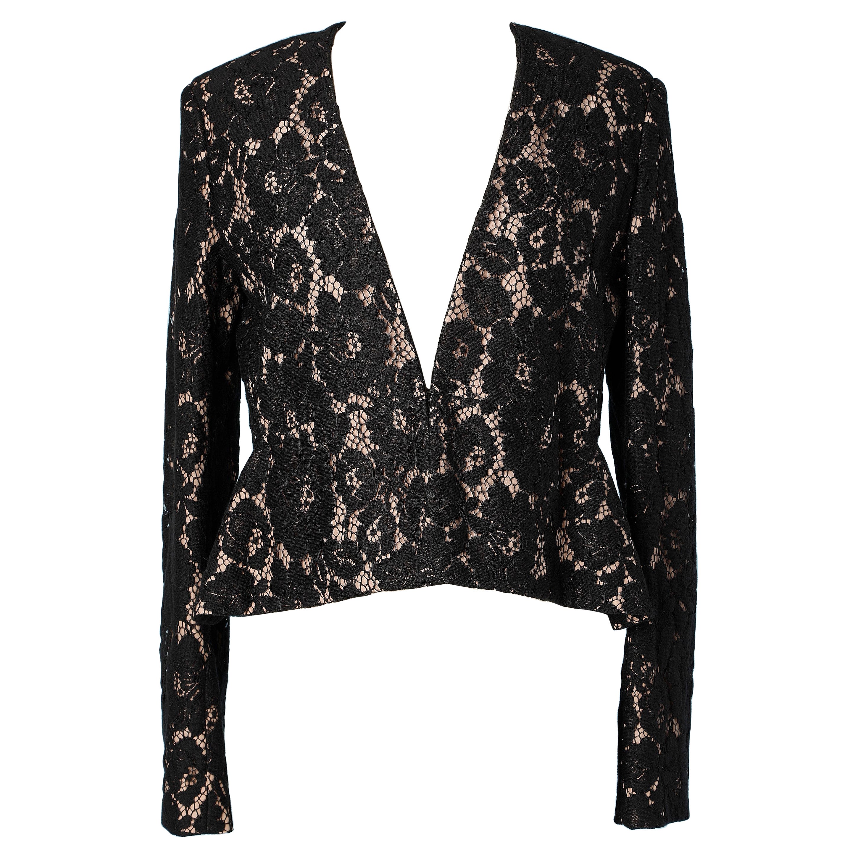 Black lace jacket  edge to edge with silk lining Lanvin par Alber Elbaz For Sale