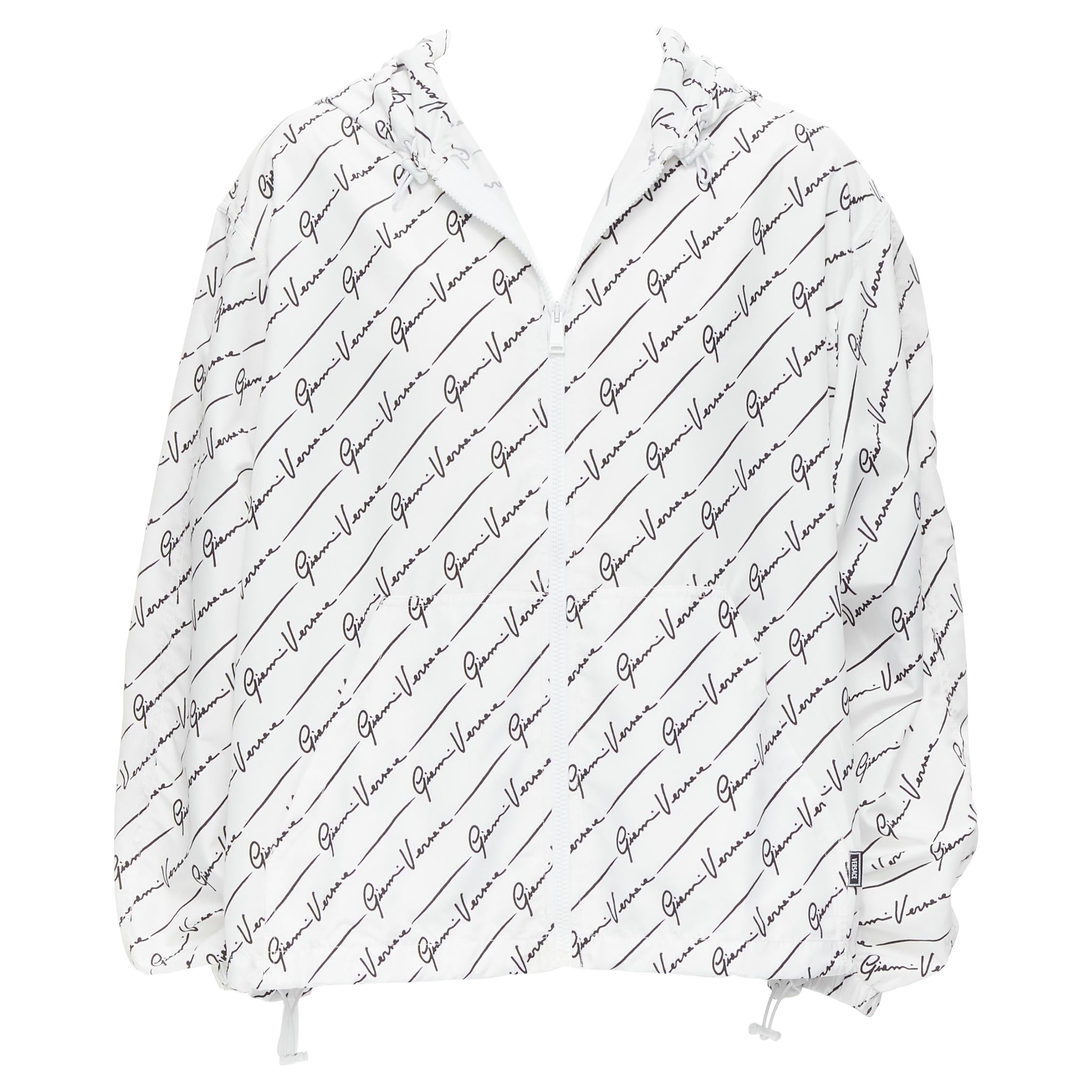 new VERSACE Gianni Signature white nylon hooded windbreaker jacket IT54 XXL For Sale