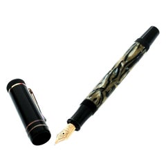 Used Montblanc Meisterstuck Oscar Wilde Special Edition Fountain Pen, 18k Gold Nib