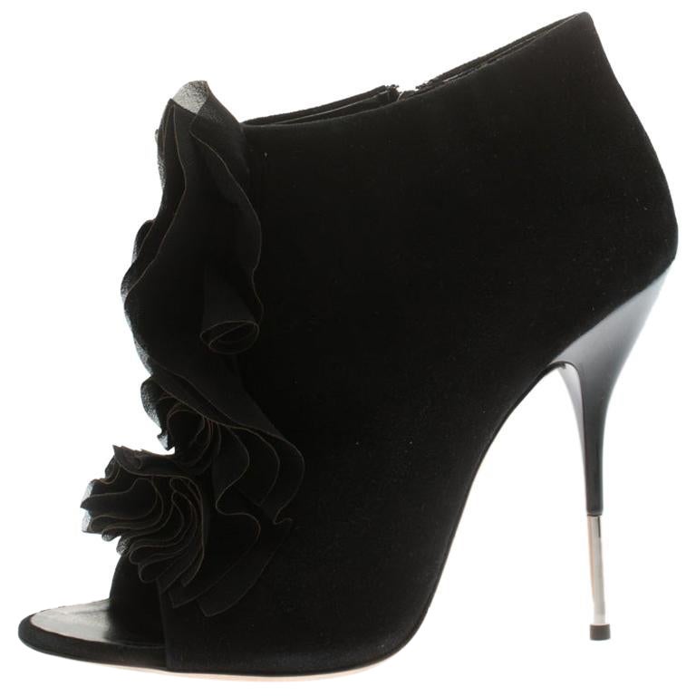Giuseppe Zanotti Black Suede Peep Toe Silk Ruffle Detail Ankle Booties Size 40.5 For Sale