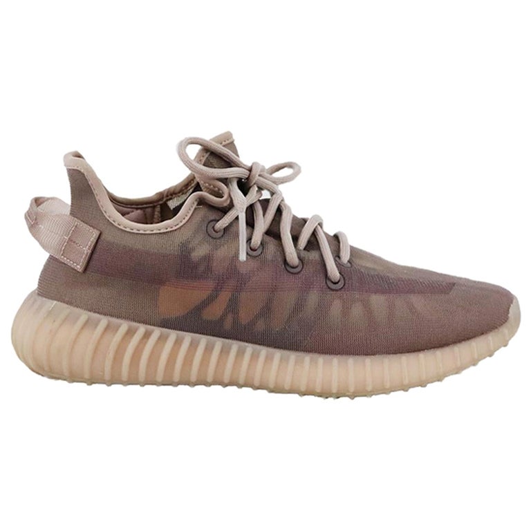 Adidas Yeezy Boost 350 V2 Primeknit Sneakers EU 39 ⅓ UK 6 US 6.5 For Sale  at 1stDibs