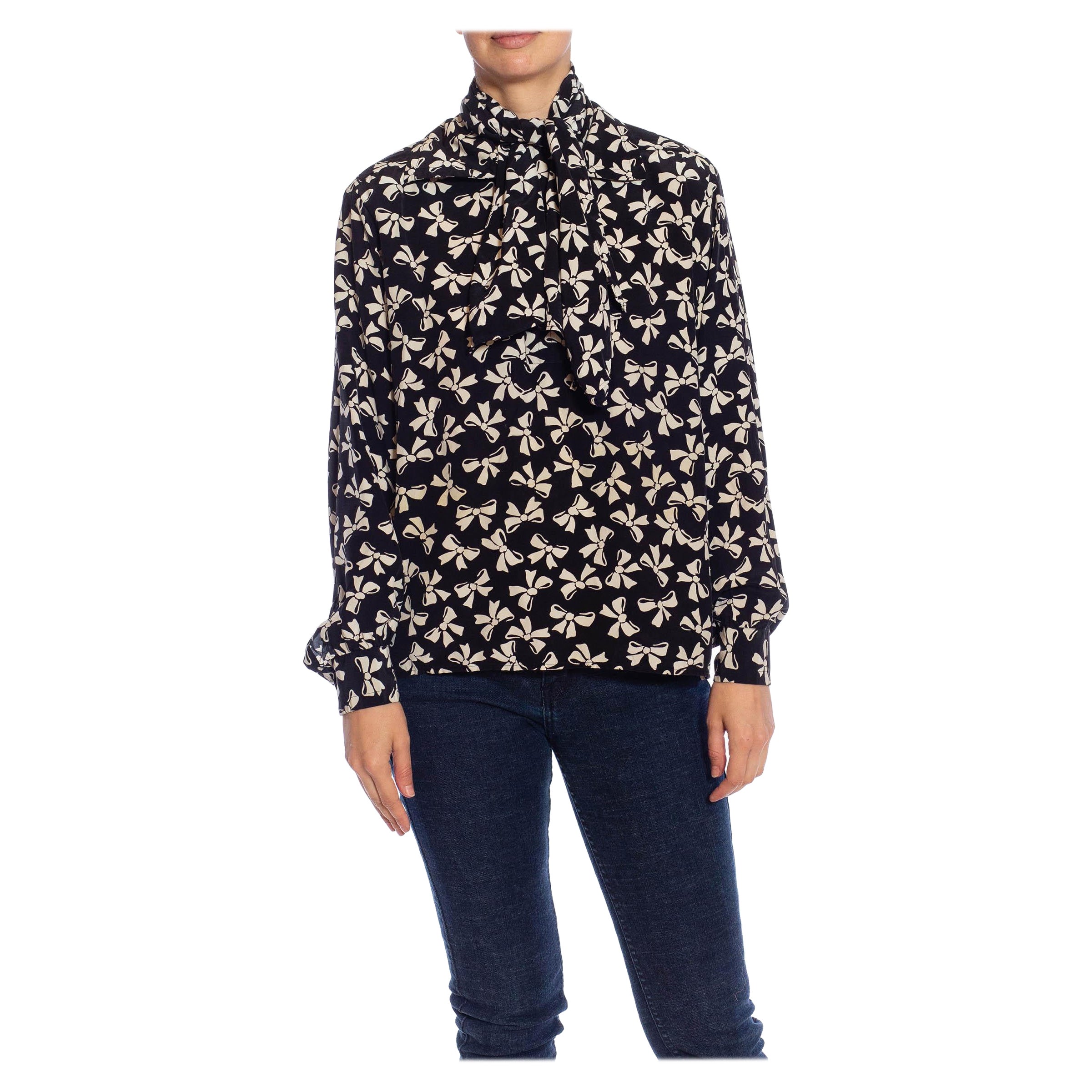 Yves Saint Laurent 1970S Camicetta a maniche lunghe con stampa a fiocco in bianco e nero