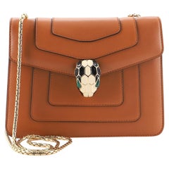 Bvlgari Serpenti Forever Quadratische Umhängetasche aus Leder